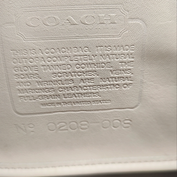 Vintage Coach Swinger Crossbody - Picture 9 of 10